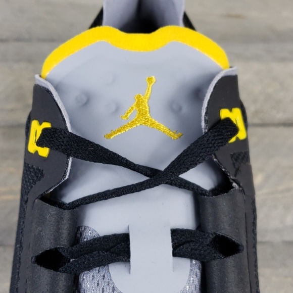 New Jordan 88 Racer 23 Men's Running Shoe - Picture 6 of 7